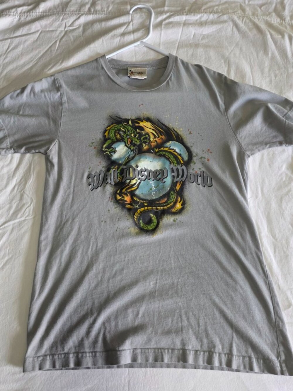 Vintage Y2K Walt Disney World Dragon Tee Mickey Castle Tag Gray Graphic M